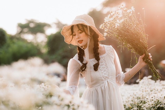 Melatonin Production and Ovarian Aging: The Antioxidant Connection